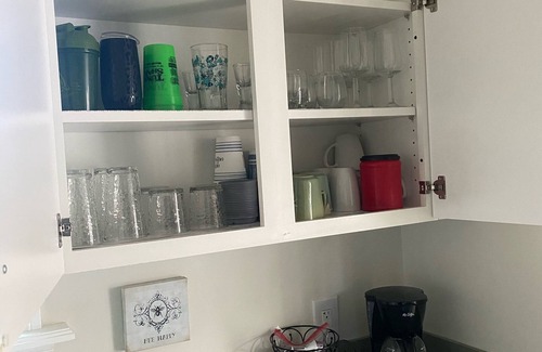 Medina House | The Chelsea of Medina - Walk to historic square, dining, shopping and more.