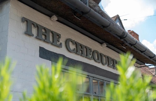 Burcot Hotel | The Chequers at Burcot