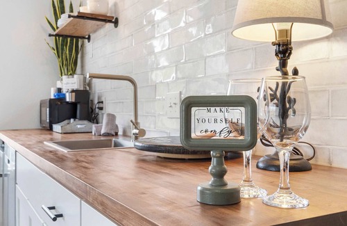 Table Rock Apartment | The Chic Retreat - Studio for 2