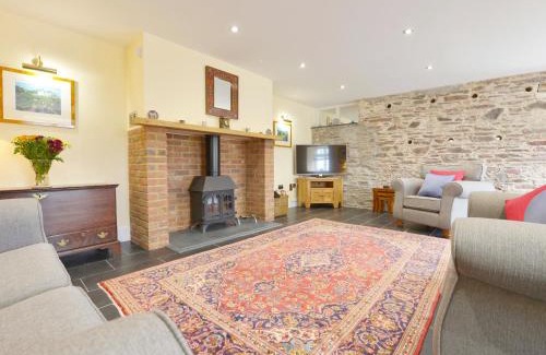 Wembury House | The Cider Barn at Home Farm