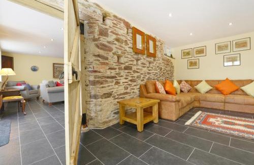 Wembury House | The Cider Barn at Home Farm