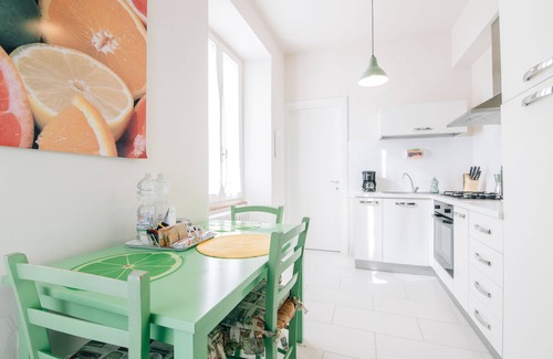 Uzzano Apartment | The Citrus Village - Bergamot