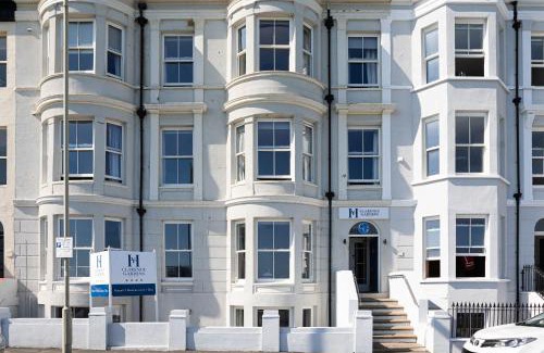 Scarborough Hotel | The Clarence Gardens Hotel, BW Signature Collection