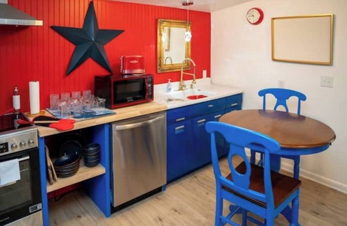 Metropolis House | The Clark: Our Vision of Clark Kent's 1st Home