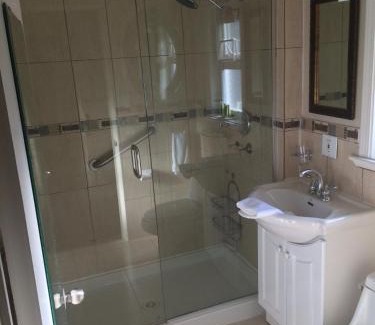 Horseshoe Bay Hotel | The Classic Horseshoe Bay Motel