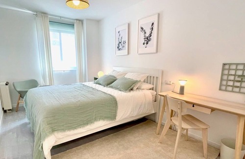 Porto de Espasante Apartment | The Cliffs - Golden Espasante