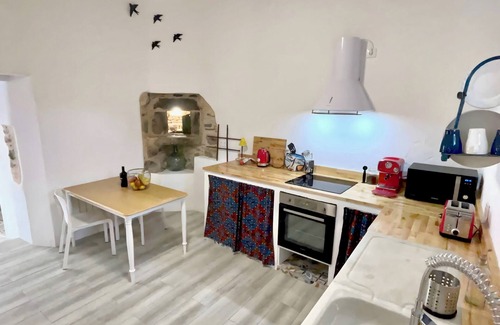 Porto do Barqueiro House | The Cliffs - La Maison du Puits