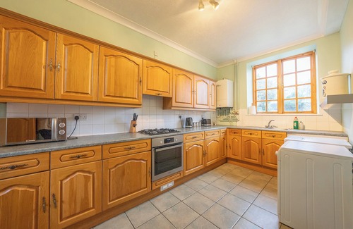 Abergavenny Cottage | THE COACH HOUSE, pet friendly, character holiday cottage in Gilwern