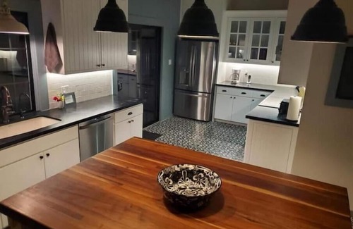 Willcox House | The Colibri Vineyard House