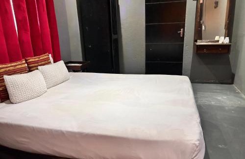 Phalaborwa Apartment | The Compact Guest house and Budget Rooms