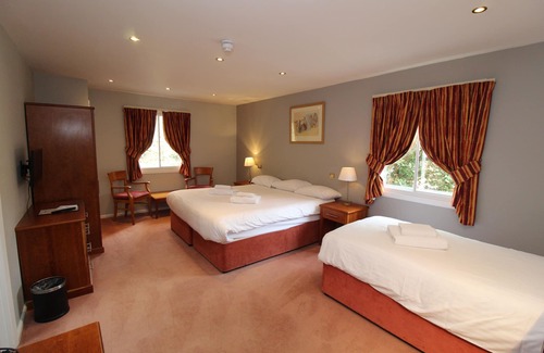 Kennington Hotel | The Conningbrook Hotel