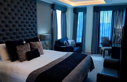 London Borough of Hounslow Hotel | The Continental Hotel Heathrow