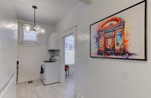 Cooper-Young Historic District Apartment | The Cooper Suite | Midtown Memphis