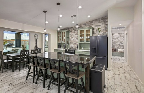 Deer Valley House | The Copper Haven: Luxurious Heated Salt Pool & Spa w/Game Room