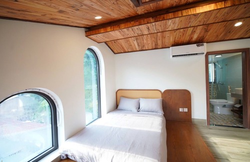 Tan Hiep Hotel | The Coral Homestay & Pub