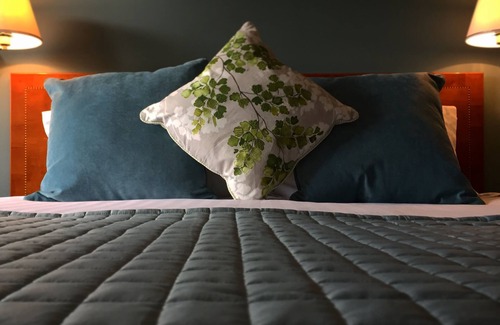 Leominster Hotel | The Corners Inn