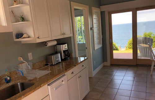 Greenport West Cottage | The Cottage at Sunset Bluff