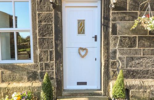 Sowerby Bridge House | The Cottage, Beeston Hall