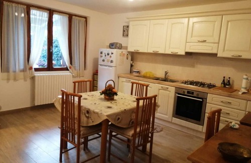 Introdacqua Apartment | The cottage in Capolaia