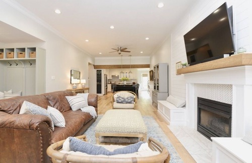 Grovetown House | The Cottage in Grovetown - 4 Bedroom Southern Retreat