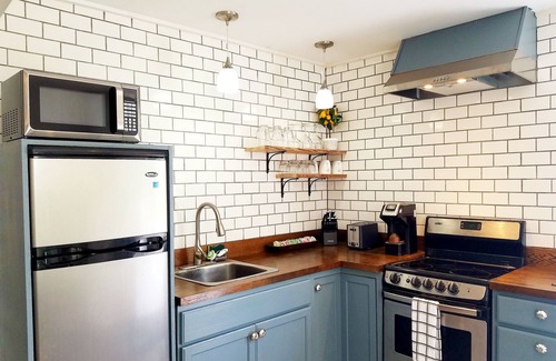 South Thomaston Cottage | "The Cottage " is Perfect couples retreat!