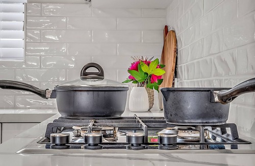 Lithgow House | The Cottage - Lithgow