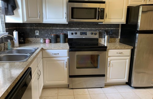 Overland Park Condo | The Cottage.The Perfect Location For Everything You Want To Do In KC!