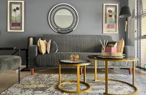 Century City Apartment | The CoziPlace Italia