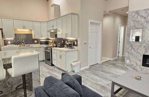 SeaTac Bed & Breakfast | The Cozy Comfort