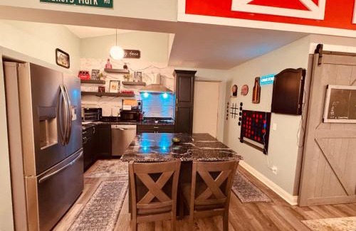 Springfield House | The Cozy Red Barn