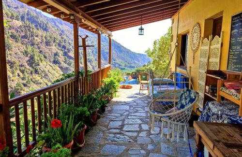 El Paso Other | The Cradle of the Moon, Rivendell
