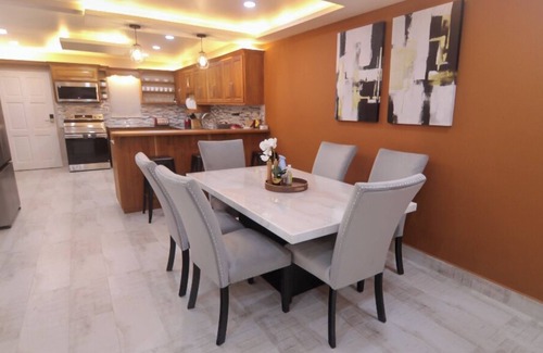 Crown Point Villa | The Crown Point Escape Villa