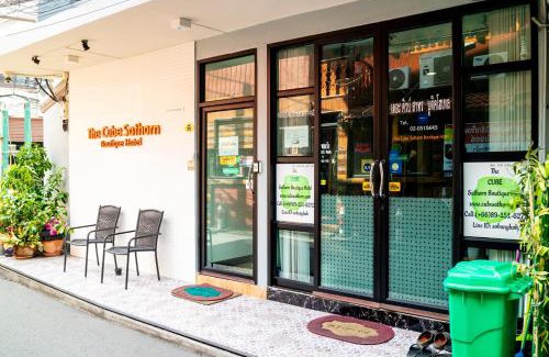 Yan Nawa Bed & Breakfast | The Cube Sathorn Boutique Hotel เดอะ คิวบ์ สาทร บูติค โฮเทล Near BTS Surasak