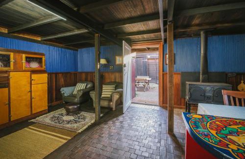 Katrine House | The Dairy - 2 Story Historic accommodation with Mod Cons