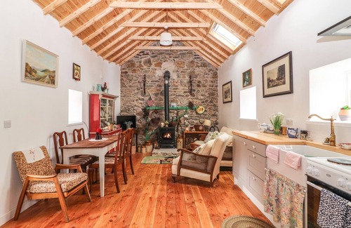 Ardfinnan Cottage | THE DAIRY, with open fire in Ardfinnan, County Tipperary