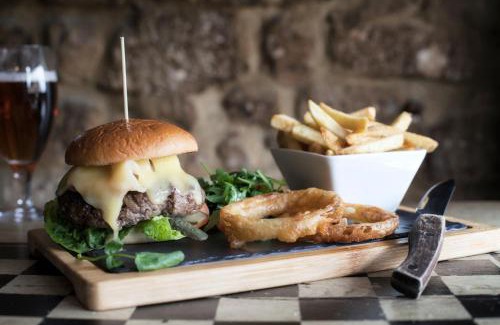 Deddington Hotel | The Deddington Arms