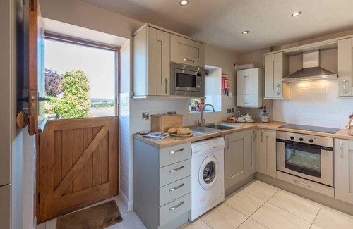 Chelmarsh Cottage | The Dinney Holiday Cottages