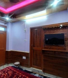 Narkanda House | The Divine Himalayas - A Homestay
