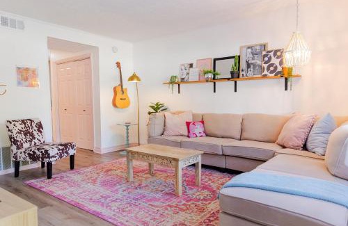 Covington Apartment | The Dolly-1/2 mi from the Square