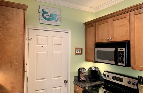 Galveston Condo | The Dolphin Poolside at The Dawn.