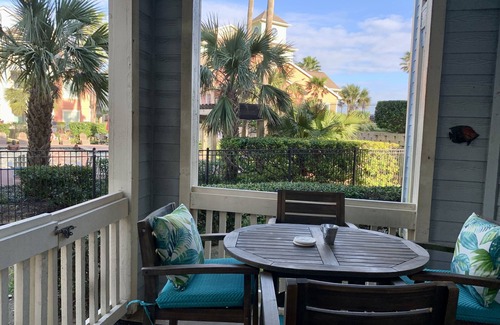 Galveston Condo | The Dolphin Poolside at The Dawn.