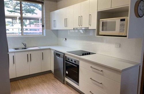 Port Elliot Apartment | The Dolphins 2 2-10 Strangways Tce, Port Elliot