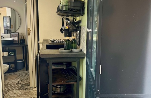 Montecalvario Apartment | "The Duke's Refuge," a cozy and comfortable nest where you can rest.