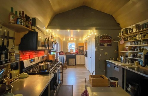 Kingman Cabin | The Eagle's Nest: Experience Arizona Agritourism