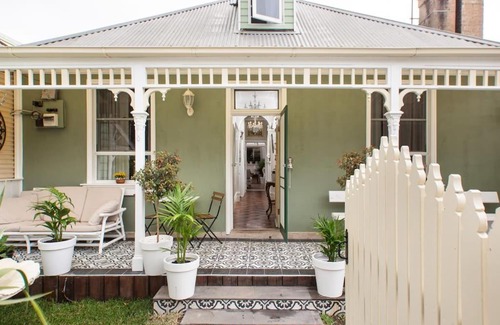 Redfern House | The East-Redfern Mansion on Chelsea