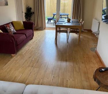 Grimsby Apartment | The Edge in Scartho, with Parking for Vans