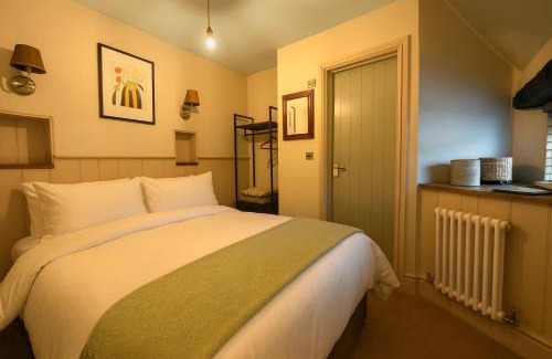 Bolney Hotel | The Eight Bells Inn, Bolney