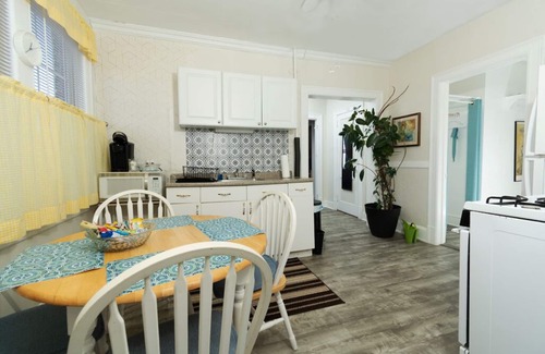 South Green Apartment | The Elizabeth Suite B2