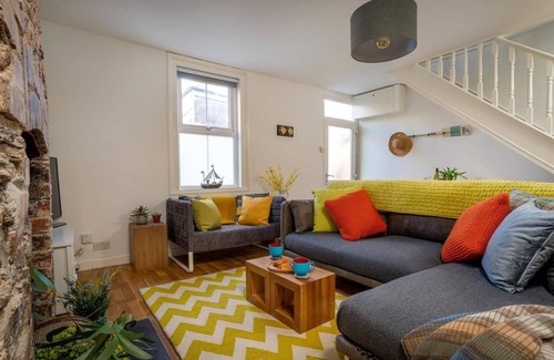 Dartmouth House | The End House - Cosy and central townhouse