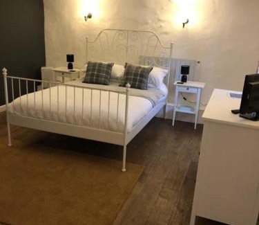 Chysauster Hotel | the Engine Inn